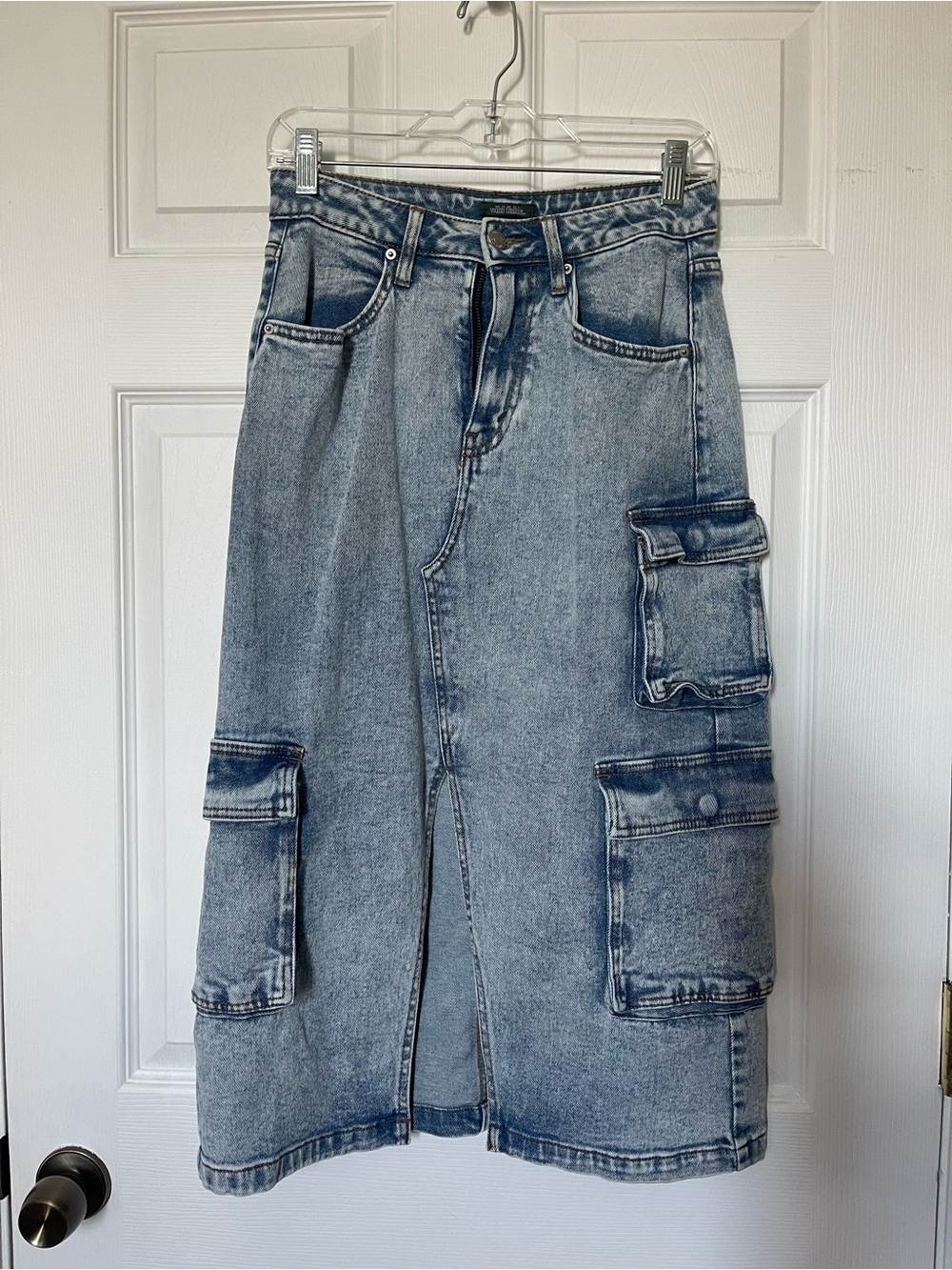 wild fable Light Blue Denim Skirt with Contrast Stitching